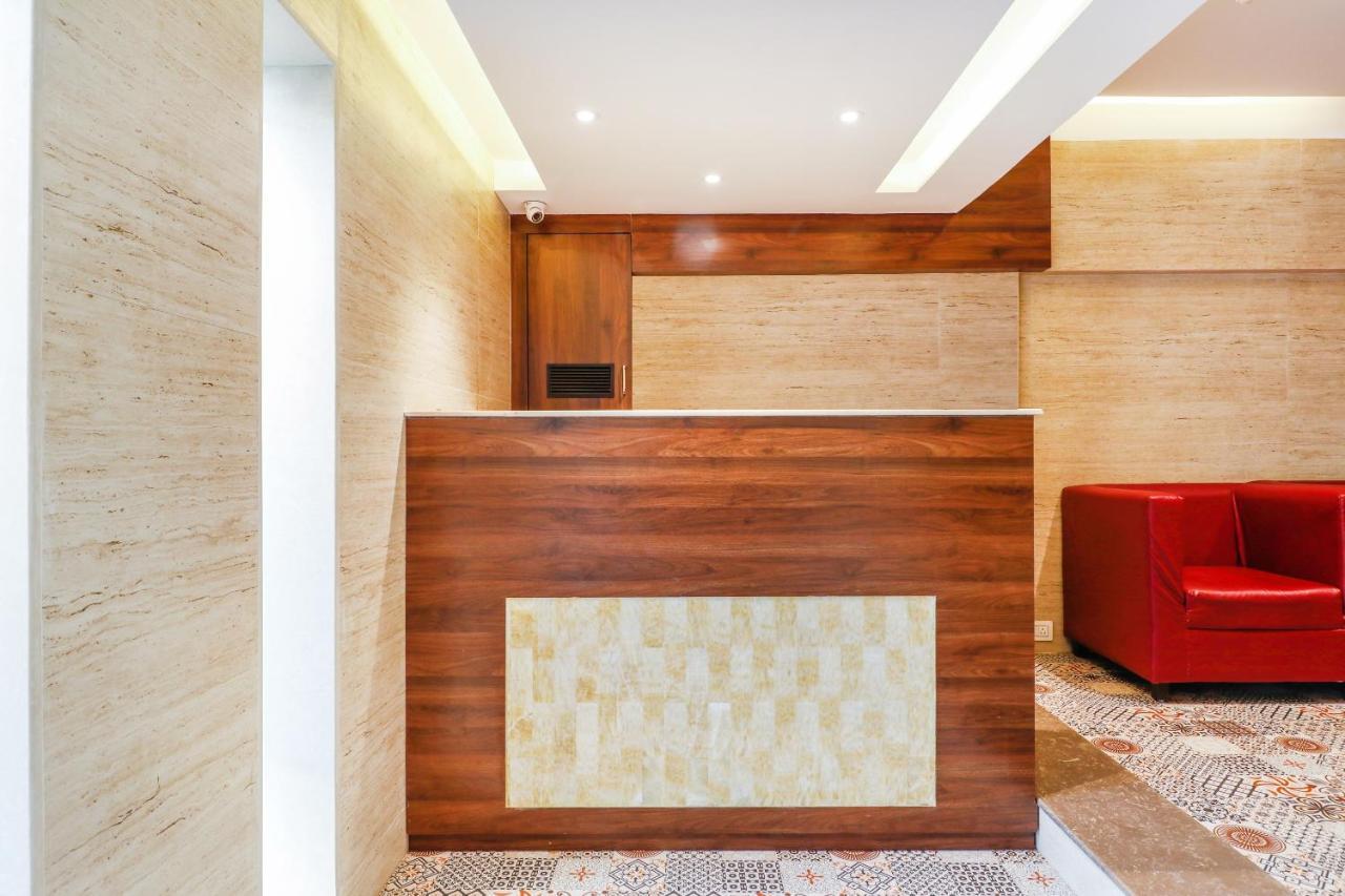 Oyo 70475 Hotel Sea Breeze Mumbai Luaran gambar