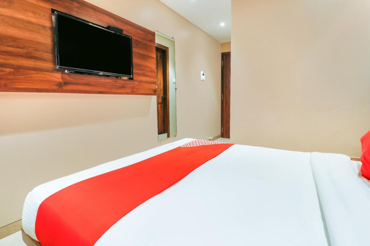 Oyo 70475 Hotel Sea Breeze Mumbai Luaran gambar